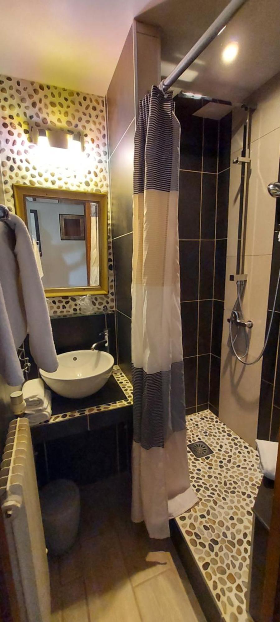La Capitelle Hotel Mirmande Ruang foto